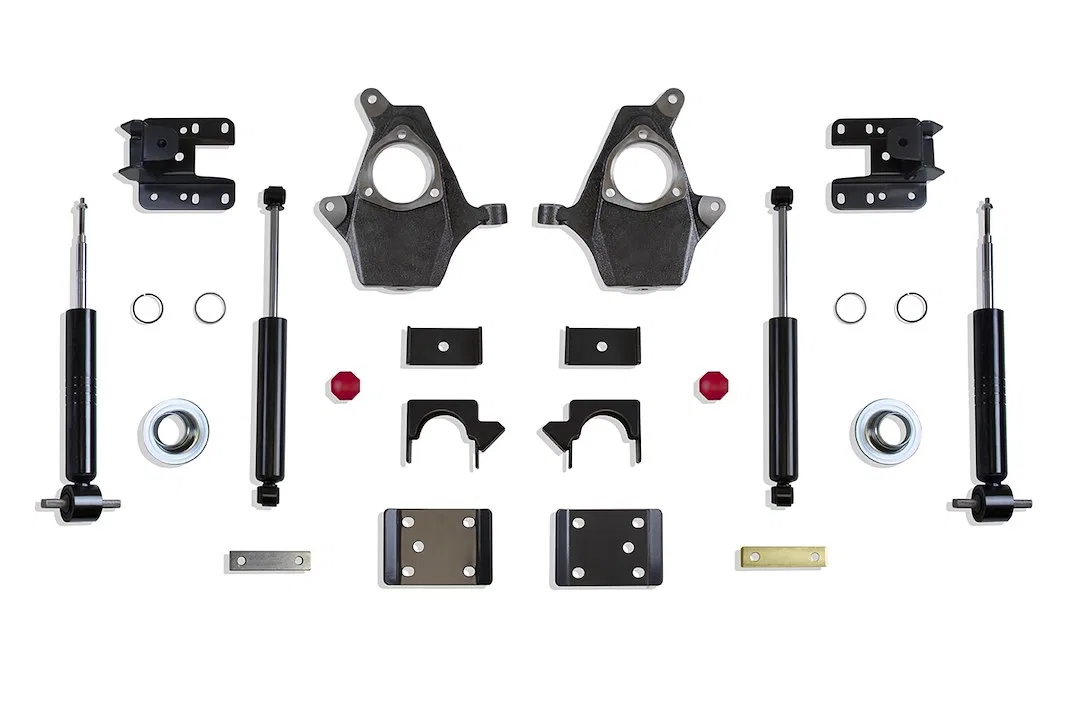 K331336S – MAXTRAC Lowering Kit, 3 To 6 Inch Front Drop/ 4 To 6 Inch Rear Drop Black Components With Front And Rear S...